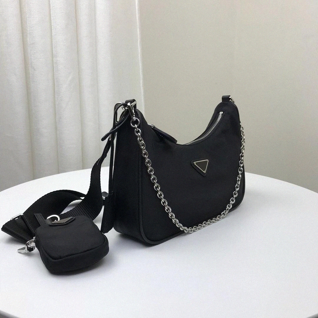 Designer Re Edition 2000 2005 nylon shoulder bags high quality leather tote prade prads handbag designers lady cross body luxurys chain bag Baguette totes Re-Edition, Hello
Designer Re Edition 2000 2005 nylon shoulder bags high quality leather tote prade prads handbag designers lady cross body luxurys chain bag Baguette totes Re-Edition, Hello