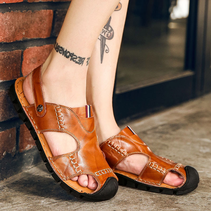 2021 top quality cross-border men womens sport trainers sandals and slippers summer casual two-wear shoes beach sandal hollow leather shoe code: 26BZ-9701, 1s3a7589_1
2021 top quality cross-border men womens sport trainers sandals and slippers summer casual two-wear shoes beach sandal hollow leather shoe code: 26BZ-9701, 1s3a7589_1