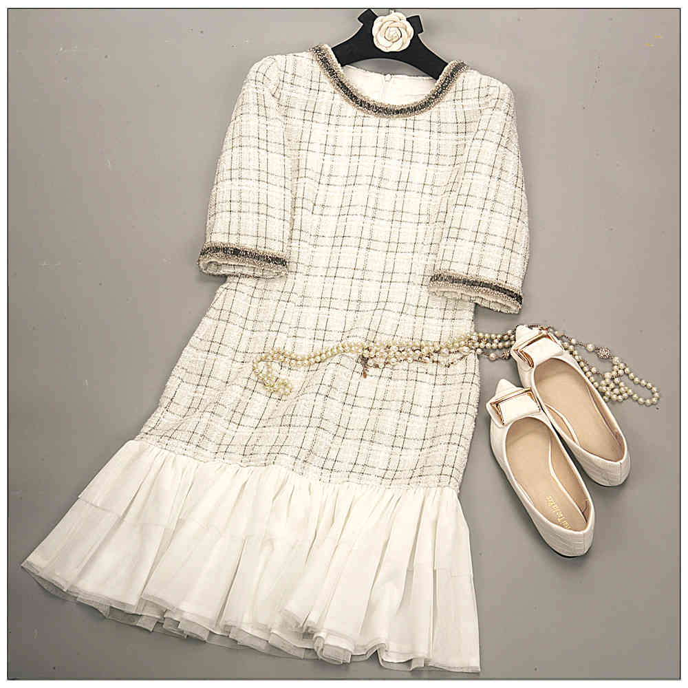 Casual Dresses 2021 Autumn of high quality women plaid tweed elegant fashion frilly short sleeve c173, The pictures
Casual Dresses 2021 Autumn of high quality women plaid tweed elegant fashion frilly short sleeve c173, The pictures
