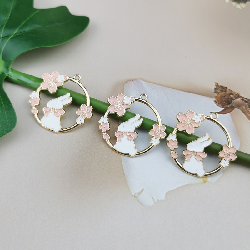 20pcs Wreath Rabbit Cone Enamel Charms Oil Drop Alloy Floating Pendant Fashion Jewelry Accessories
20pcs Wreath Rabbit Cone Enamel Charms Oil Drop Alloy Floating Pendant Fashion Jewelry Accessories