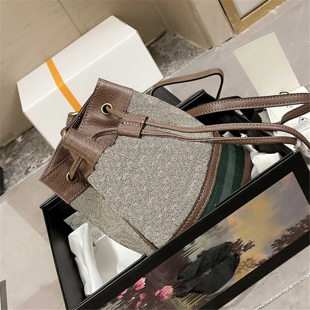 2022 CLASSIC FLOWER Fashion Lady Ophidia Handbags Underside Inlaid Striped Webbing Internal Mobile Phone Shoulder Bag Cross Body leather, Style z
2022 CLASSIC FLOWER Fashion Lady Ophidia Handbags Underside Inlaid Striped Webbing Internal Mobile Phone Shoulder Bag Cross Body leather, Style z