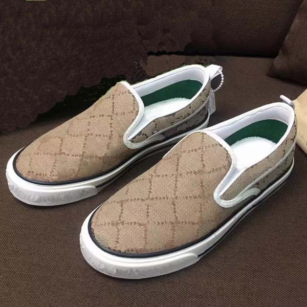 High quality Classical men women Unisex Casual shoes Leather Flat Letters lace-up embroidery couple style canvas sneaker 35-45 With box, Brown
High quality Classical men women Unisex Casual shoes Leather Flat Letters lace-up embroidery couple style canvas sneaker 35-45 With box, Brown