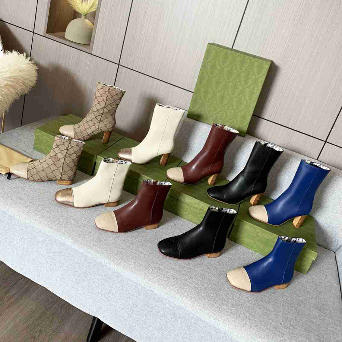2021 Womens Ankle Boots Designer luxury women Knight Work Safety Motorcycle Rain Fashion winter boot woman leather heels Martin booties shoes size 35-43
2021 Womens Ankle Boots Designer luxury women Knight Work Safety Motorcycle Rain Fashion winter boot woman leather heels Martin booties shoes size 35-43