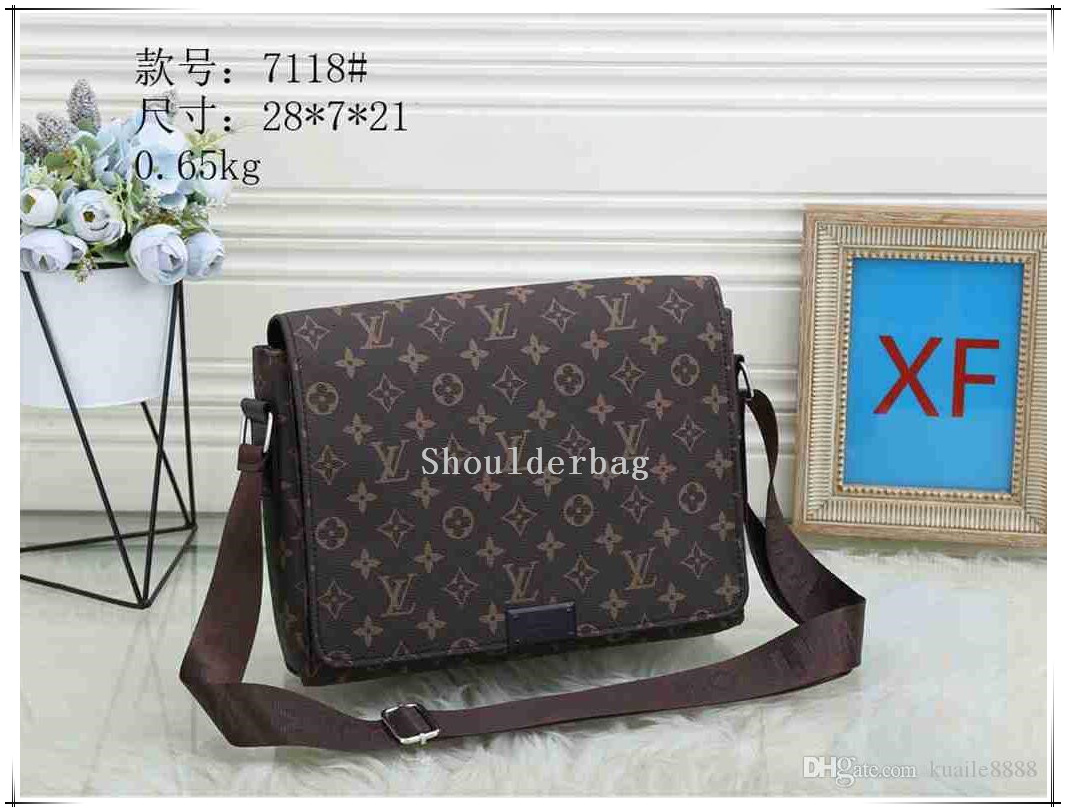 Brand Designer Briefcases New Arrival High Quality Business Bags for Men Genuine Leather Business Bags LV Louis 1 Vitton, Black
Brand Designer Briefcases New Arrival High Quality Business Bags for Men Genuine Leather Business Bags LV Louis 1 Vitton, Black