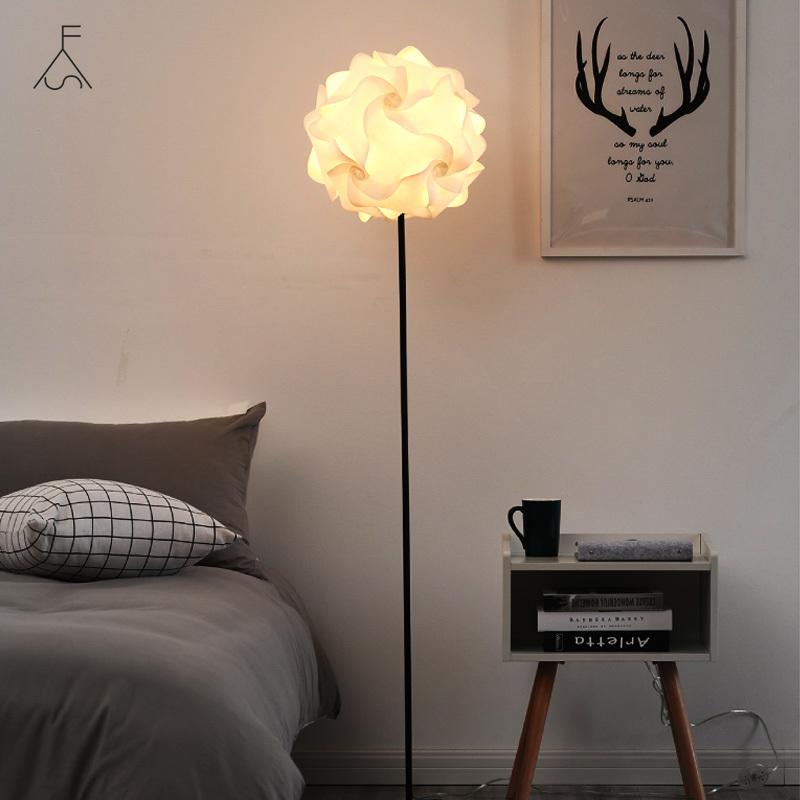 Floor Lamp Bedroom Bedside Personality Simple Modern Warm Light Vertical Living Room Remote Control Lights Nordic Lamps
Floor Lamp Bedroom Bedside Personality Simple Modern Warm Light Vertical Living Room Remote Control Lights Nordic Lamps