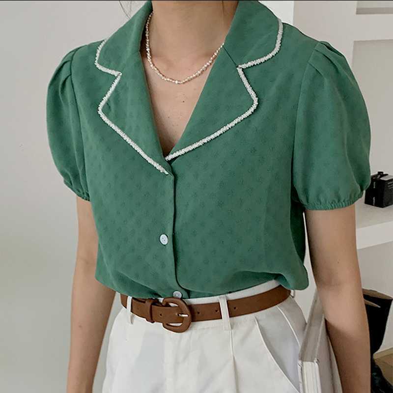 French Style Vintage Blouses for Women Summer All-match V-neck Short Sleeve Shirts Casual Fresh Loose Soft Woman Tops 210525