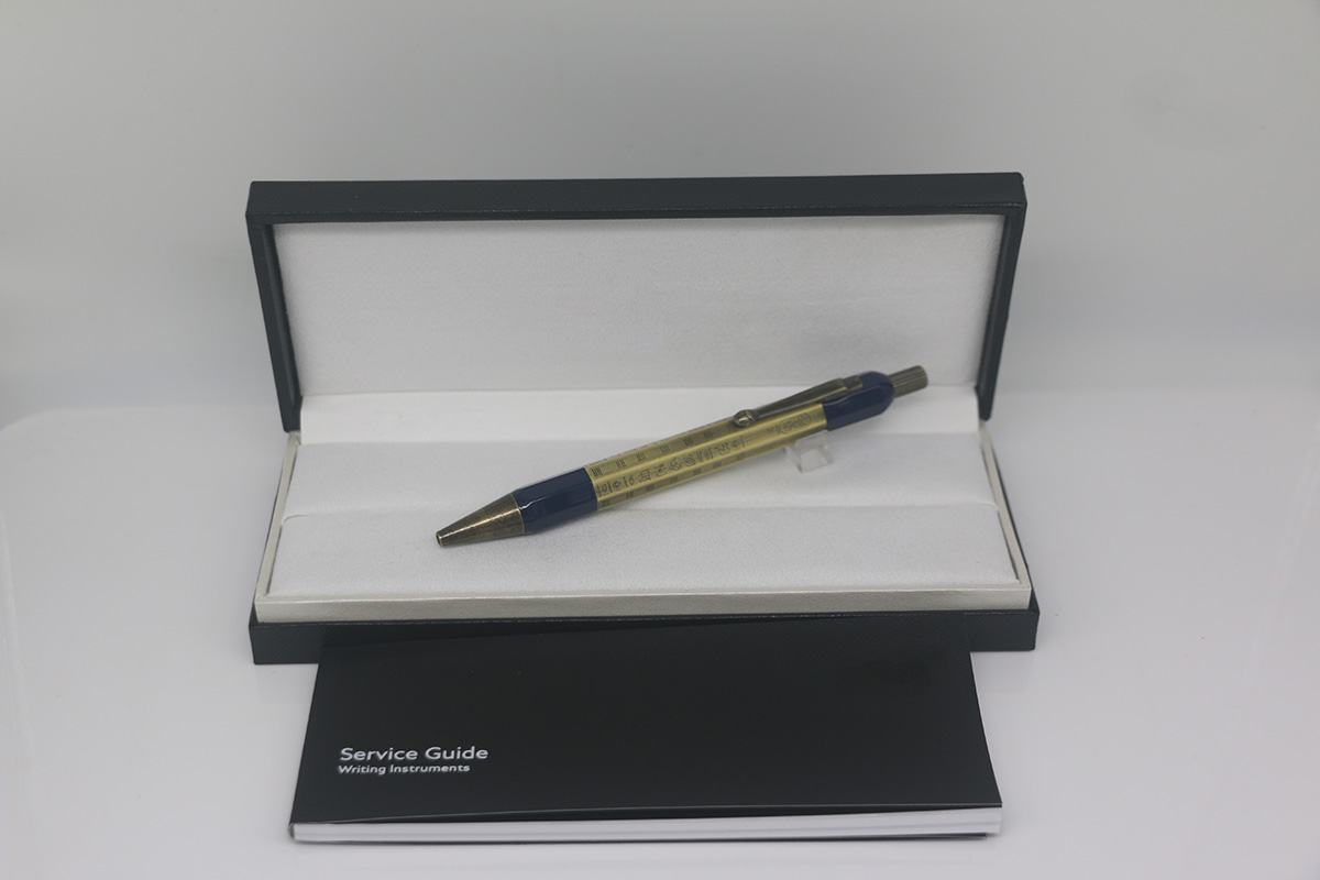Luxury Egypt series 4 style color Ballpoint Pen vintage gold/silver trim with Serial Number office school supply perfect gift, As the picture
Luxury Egypt series 4 style color Ballpoint Pen vintage gold/silver trim with Serial Number office school supply perfect gift, As the picture