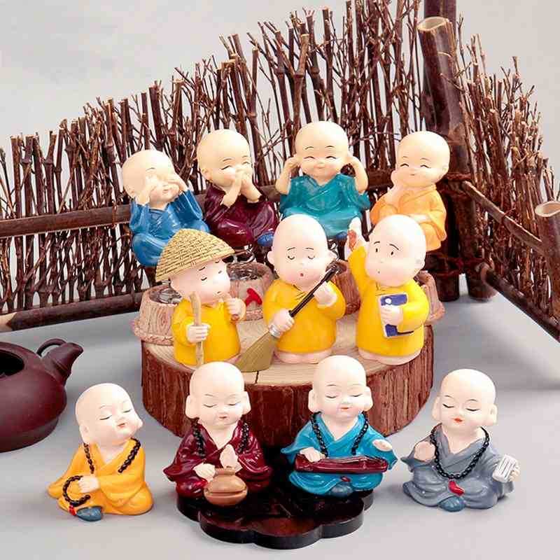 Chinese style Shaolin kung fu boy resin ornament lovely Mini four no little monk car decoration gift
Chinese style Shaolin kung fu boy resin ornament lovely Mini four no little monk car decoration gift