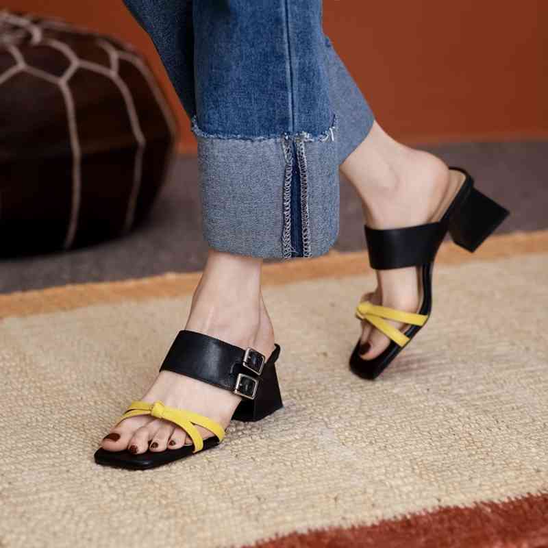 Sandals cow leather women's sandals cross-tied slippers two inches chunky heels will see modern for high-heeled shoes QHS0, 1# shoe box
Sandals cow leather women's sandals cross-tied slippers two inches chunky heels will see modern for high-heeled shoes QHS0, 1# shoe box