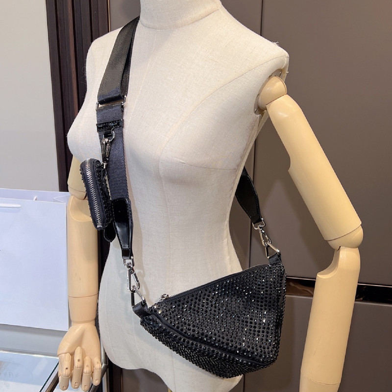 Triangle Rhinestone Crossbody bags women Beads Diamond Hobos Handbags Beading Shiny Diamante Purses Shoulder bag Fashion Wallets, Contact seller for more pics.
Triangle Rhinestone Crossbody bags women Beads Diamond Hobos Handbags Beading Shiny Diamante Purses Shoulder bag Fashion Wallets, Contact seller for more pics.