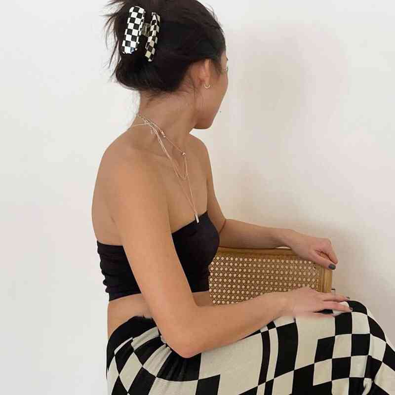 Hair Accessories Jewelry Korean Temperament with Black-and-white Chessboard Grid Red Acrylic Clip Shark Female Back of Head Grab pin