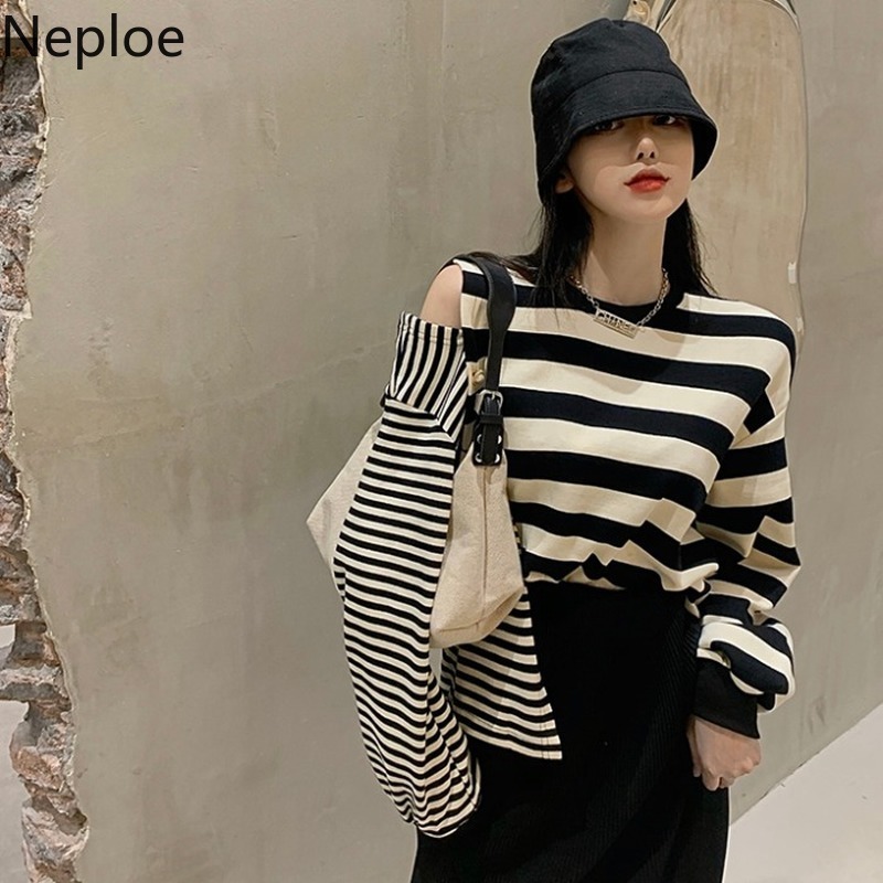 Neploe Woman Sweater Autumn Winter Clothes Sexy Off Shoulder Striped Knitted Pullovers Loose Casual Jumper Korean Sueter Coat 210422