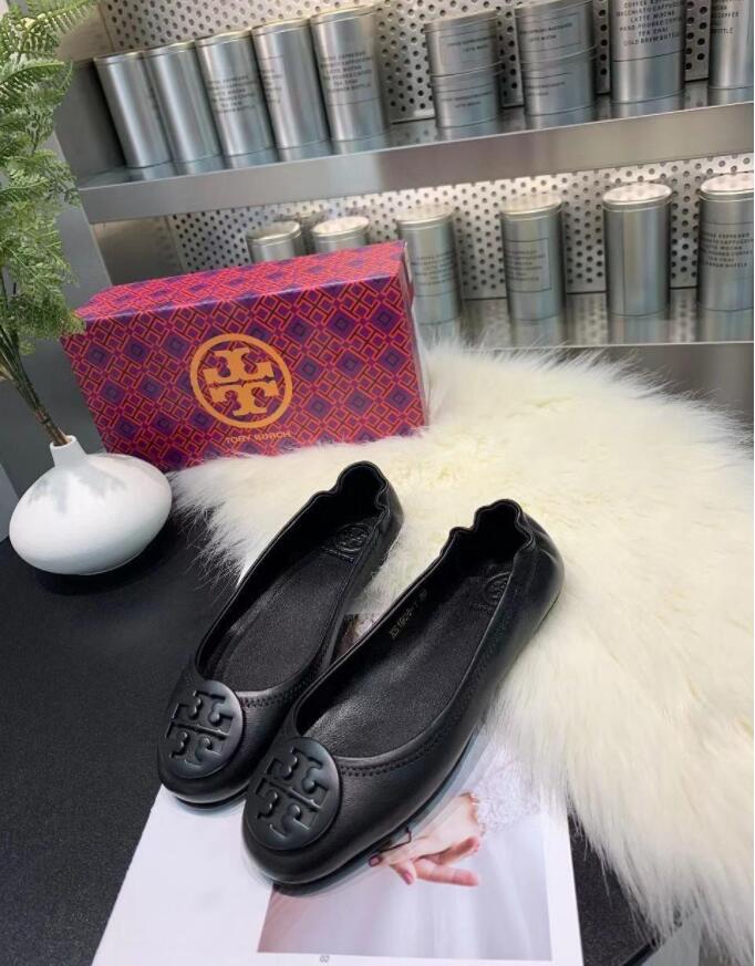2021 Paris Luxury Designer Quite Nice Summer Sandals Beach Slide Slippers Ladies Flip Flops Loafers Print Leather Solid Color 35-42 with Box, Black
2021 Paris Luxury Designer Quite Nice Summer Sandals Beach Slide Slippers Ladies Flip Flops Loafers Print Leather Solid Color 35-42 with Box, Black