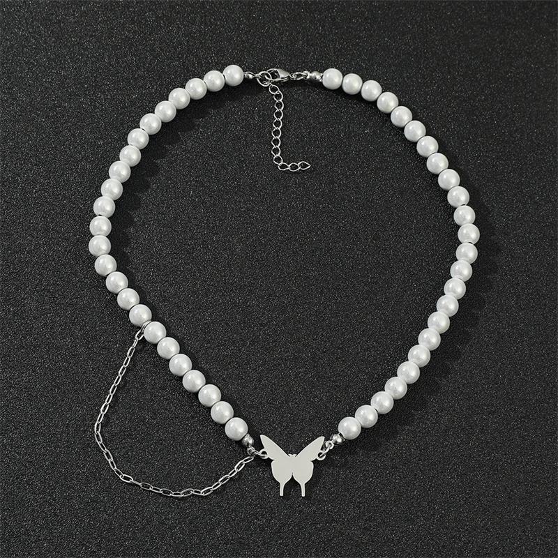 Pendant Necklaces 2021 European Style Women's Luminous Pearl Butterfly Chain Necklace Fashion Charm High-End Banquet Jewelry
Pendant Necklaces 2021 European Style Women's Luminous Pearl Butterfly Chain Necklace Fashion Charm High-End Banquet Jewelry