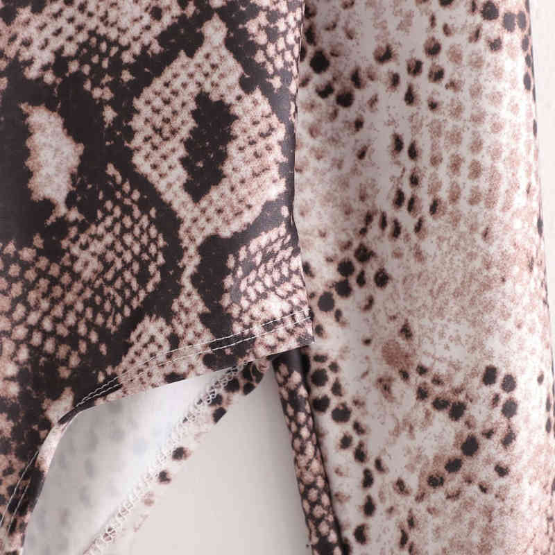 Sexy Woman Slim Serpentine Turtleneck Bodysuits Spring Fashion Ladies Soft Bodysuit Female Casual Streetwear Tops 210515