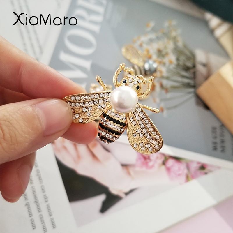 Pins, Brooches 3 Colors Brand Design Insect Series Brooch Bee For Women Gold Color Plated Crytal Rhinestones Imitation Pearls 2021
Pins, Brooches 3 Colors Brand Design Insect Series Brooch Bee For Women Gold Color Plated Crytal Rhinestones Imitation Pearls 2021