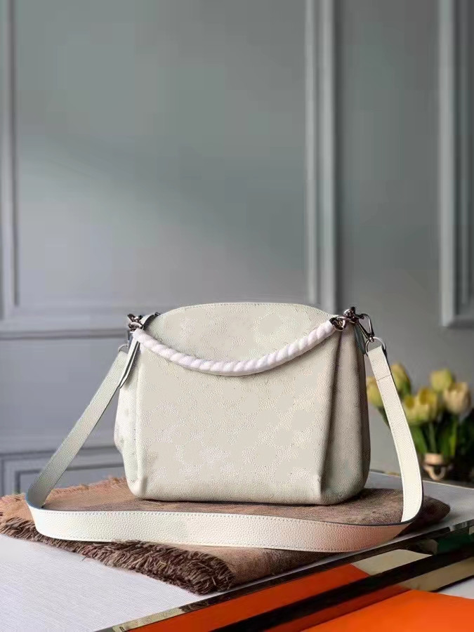ysiykiy designer Women small Shoulder Bags luxury Top-quality Bella Handbags Crossbody Drawstring Knitting hand strap lovely Ruched, Beige
ysiykiy designer Women small Shoulder Bags luxury Top-quality Bella Handbags Crossbody Drawstring Knitting hand strap lovely Ruched, Beige