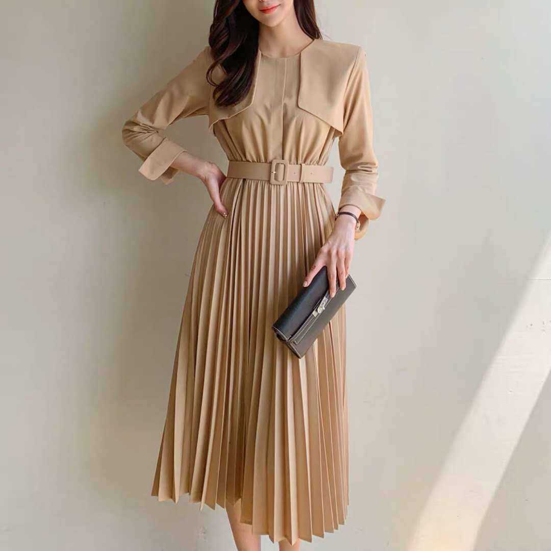 LDYRWQY autumn ladies temperament long sleeve fashion pleated dress Zippers Knee-Length Office Lady 210603, Blue
LDYRWQY autumn ladies temperament long sleeve fashion pleated dress Zippers Knee-Length Office Lady 210603, Blue