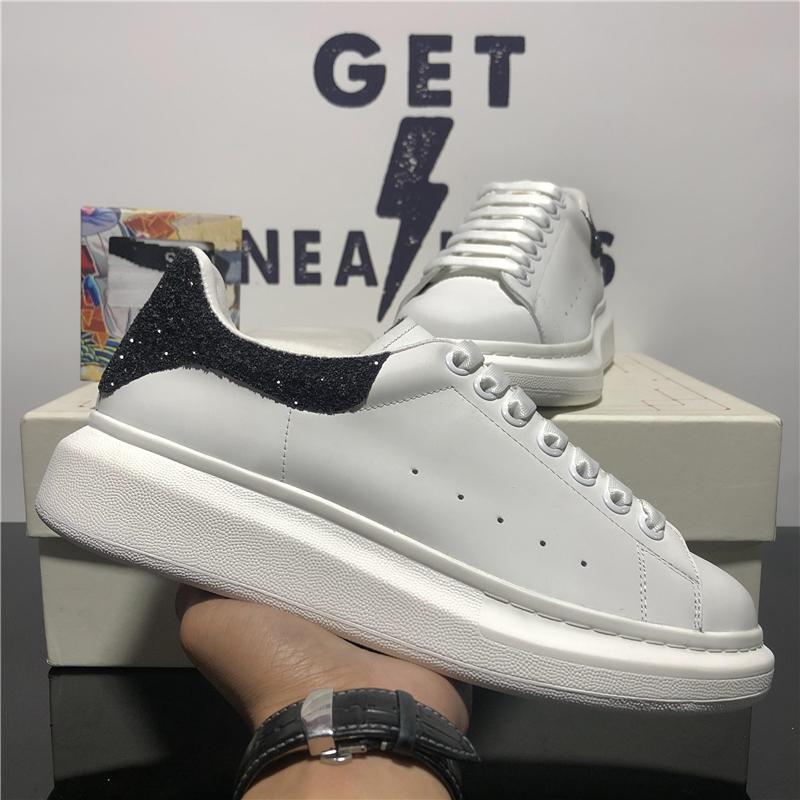 Top Quality Designers Shoes Luxury Brand Genuine Leather Fashion High Platform Men Women Sneakers Male Female White Vulcanize Casual Skateboard des chaussures, Customize
Top Quality Designers Shoes Luxury Brand Genuine Leather Fashion High Platform Men Women Sneakers Male Female White Vulcanize Casual Skateboard des chaussures, Customize