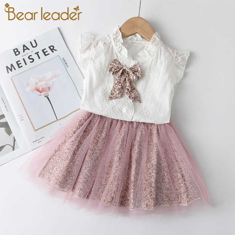 Bear Leader Girls Casual Dress Summer Kids Cute Bowtie Dresses Children Lovely Mesh Dress Party Costumes Baby Clothing 210708, An065 white
Bear Leader Girls Casual Dress Summer Kids Cute Bowtie Dresses Children Lovely Mesh Dress Party Costumes Baby Clothing 210708, An065 white