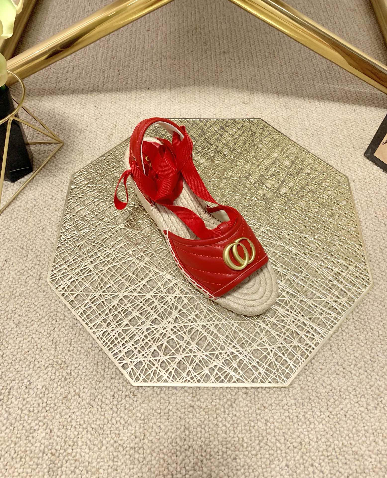 Classic women's thick-soled high-heeled sandals straw woven lace-up fisherman shoes designer luxury canvas shoes 35-41 black, Red
Classic women's thick-soled high-heeled sandals straw woven lace-up fisherman shoes designer luxury canvas shoes 35-41 black, Red