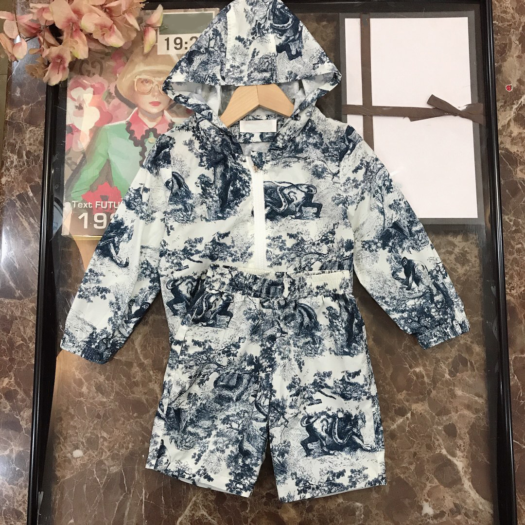 kids clothing sunscreen jackets+ skirts white sets childrens 21AW suit brand girls cotton coat size -160, Gray
kids clothing sunscreen jackets+ skirts white sets childrens 21AW suit brand girls cotton coat size -160, Gray