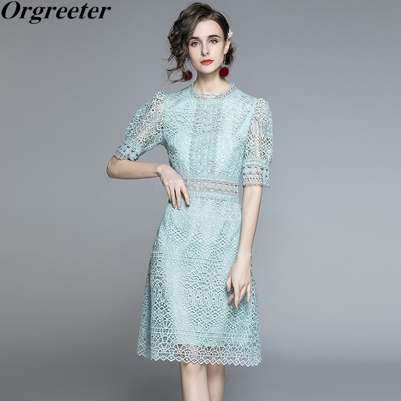 Fashion Designer Women Dress Summer Elegant Ladies Green Puff sleeve Slim Hollow out Short Lace vestido feminino 210525
Fashion Designer Women Dress Summer Elegant Ladies Green Puff sleeve Slim Hollow out Short Lace vestido feminino 210525
