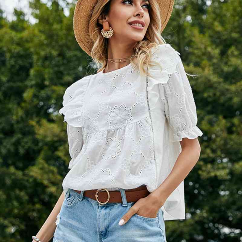 Women Ruffles Patchwork Blouse Shirt Casual O Neck Top Sexy Short Sleeve White Ladies Summer Hollow Out Elegant Blusas 210603
Women Ruffles Patchwork Blouse Shirt Casual O Neck Top Sexy Short Sleeve White Ladies Summer Hollow Out Elegant Blusas 210603