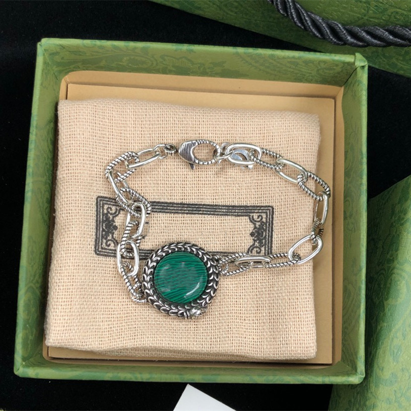 Top Fashion Design Letter Necklace Bracelet for Woman Gift Vintage High Quality Enamel Chains Bracelet Jewelry Supply
Top Fashion Design Letter Necklace Bracelet for Woman Gift Vintage High Quality Enamel Chains Bracelet Jewelry Supply