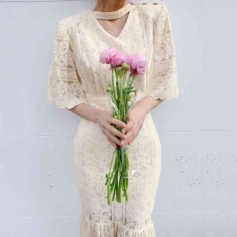 Dresses Chic Korean Slim V Neck Lace Hollow Out Short Sleeve Wrap Hip Mermaid Dress Women Temperament Elegant Sexy Spring 210429