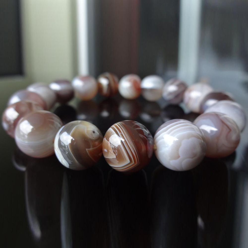 MG1133 New Natural Botswana Agate Bead Bracelet for Men High Quality 12mm Beads Energy Bracelet, Black
MG1133 New Natural Botswana Agate Bead Bracelet for Men High Quality 12mm Beads Energy Bracelet, Black