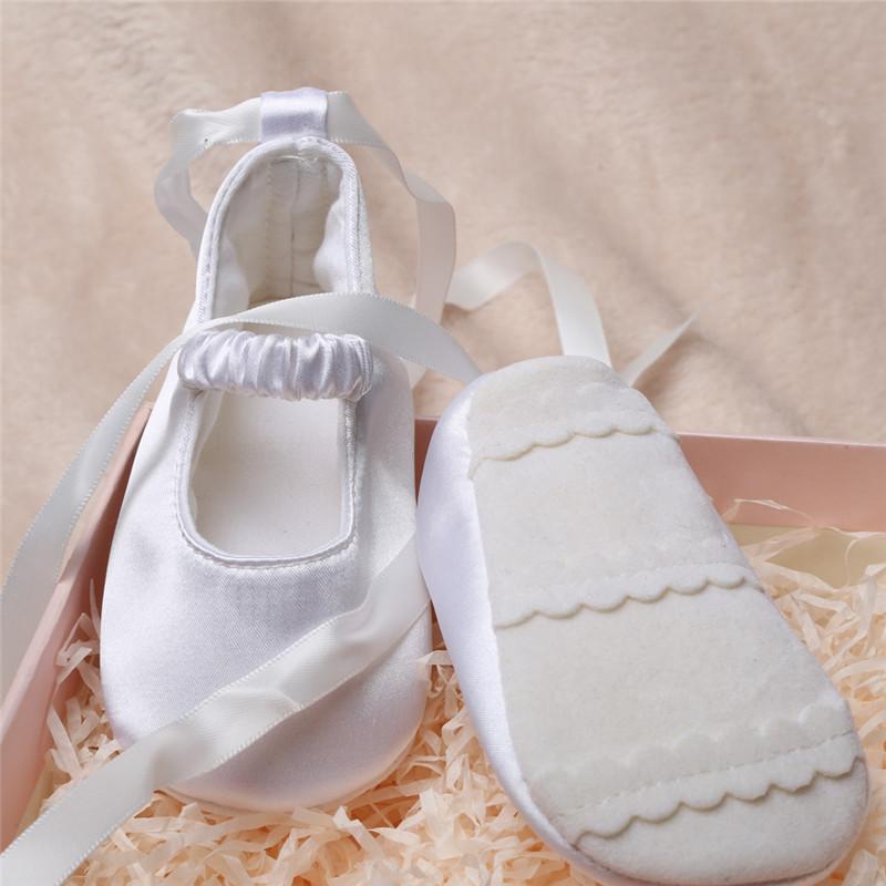 First Walkers Dollbling Handmade Satin Baby Girls Shoes Infant Born Lengthen Riband Custom Princess Solid Color Wedding
First Walkers Dollbling Handmade Satin Baby Girls Shoes Infant Born Lengthen Riband Custom Princess Solid Color Wedding
