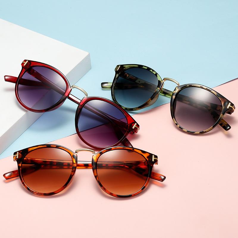 Round Tf Logo Sunglasses Women Men 2021 Trending Products Black Yellow Blue Leopard Shades For Feminino, White;black
Round Tf Logo Sunglasses Women Men 2021 Trending Products Black Yellow Blue Leopard Shades For Feminino, White;black