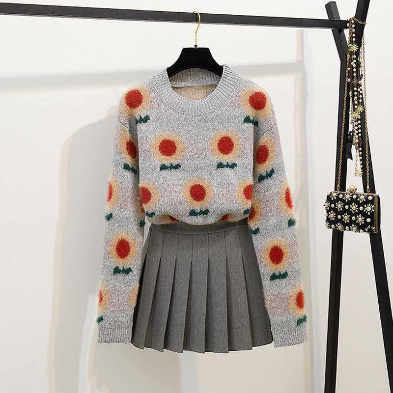 Flower Hit Striped Colored Women Knitted Sweater Skirt Suits OL Autumn Winter Vintage Fashion Clothing Sets 210601
Flower Hit Striped Colored Women Knitted Sweater Skirt Suits OL Autumn Winter Vintage Fashion Clothing Sets 210601