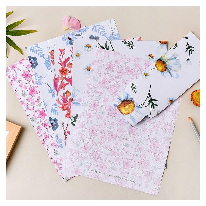 Pcs/Set 3 Envelopes+6 Sheets Letter Paper Novelty Flower Leaf Series Envelope Gift Stationery Packing Bags
Pcs/Set 3 Envelopes+6 Sheets Letter Paper Novelty Flower Leaf Series Envelope Gift Stationery Packing Bags