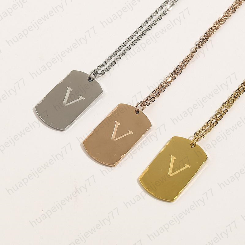 Designers Pendant Necklaces Fashion Men Square Letter Jewelry Women Highly Quality Stainless Steel Necklace No Box