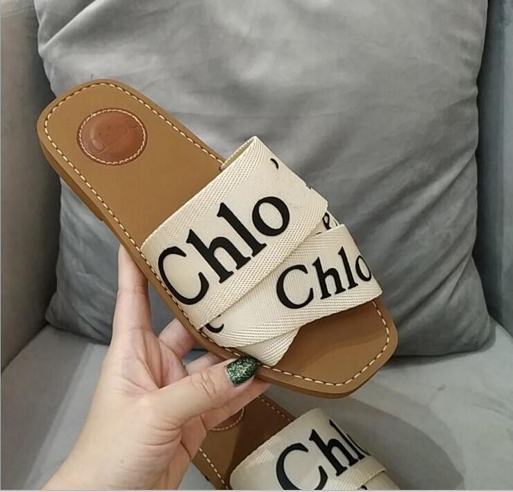 Newest Branded Women Woody Mules Fflat Slipper Deisgner Lady Lettering Fabric Outdoor Leather Sole Slide Sandals size 35-42 05, Black
Newest Branded Women Woody Mules Fflat Slipper Deisgner Lady Lettering Fabric Outdoor Leather Sole Slide Sandals size 35-42 05, Black
