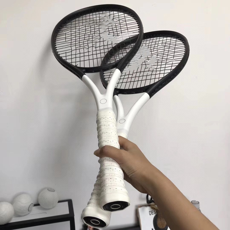 

CHANNEL Spalding Carbon Fiber Tennis Racket Racquets Equipped Fashion Luxurys Designers Grip Countervail Gift Girlfriend