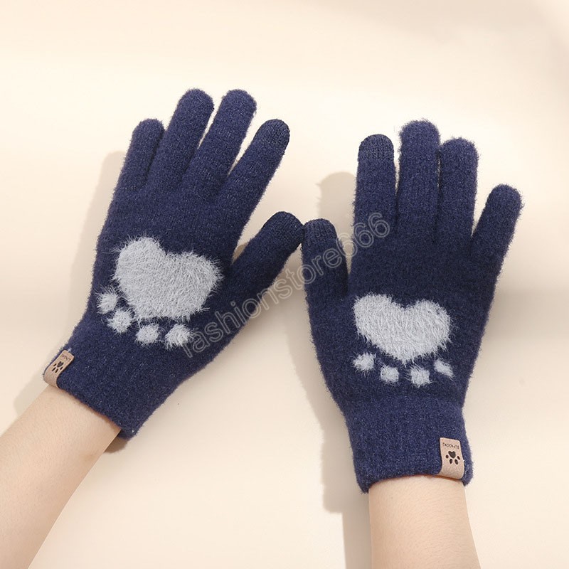 Winter Warm Soft Women Touch Screen Gloves Sweet Heart Print Fuzzy Full Fingers Gloves Cute Kawaii Female Knit Mittens