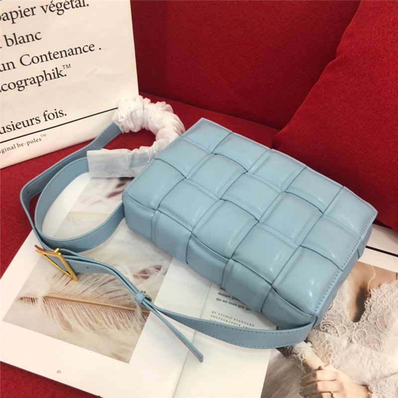 2021 Top Designer Caviar Genuine leather Bags for Women Ladies Package Purse Lady's Crossbody Quilted Flap Square Handbag Wallet Geometric Decoration, 11111
2021 Top Designer Caviar Genuine leather Bags for Women Ladies Package Purse Lady's Crossbody Quilted Flap Square Handbag Wallet Geometric Decoration, 11111