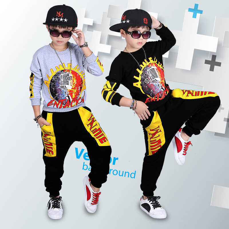 233 High quality autumn winter fashion black red T-shirt+pants children set kid suit girl boy clothing for 4-14 years 210615, Gray
233 High quality autumn winter fashion black red T-shirt+pants children set kid suit girl boy clothing for 4-14 years 210615, Gray