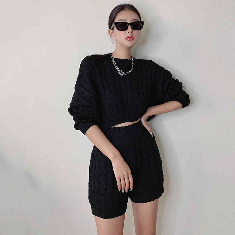 Free Women's Knitted Sweater Set O-Neck Long Sleeve Pullover Shorts & Elastic Casual Two-piece 210524