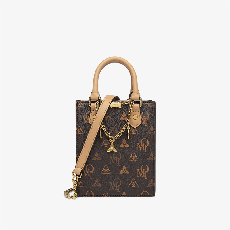 LVLOUISVITTON VUTTON Quality Designer Women Box Bags Purses Crossbody Top Womens Jelly M69441 Holder Shoulder Tote Mini Bac
LVLOUISVITTON VUTTON Quality Designer Women Box Bags Purses Crossbody Top Womens Jelly M69441 Holder Shoulder Tote Mini Bac