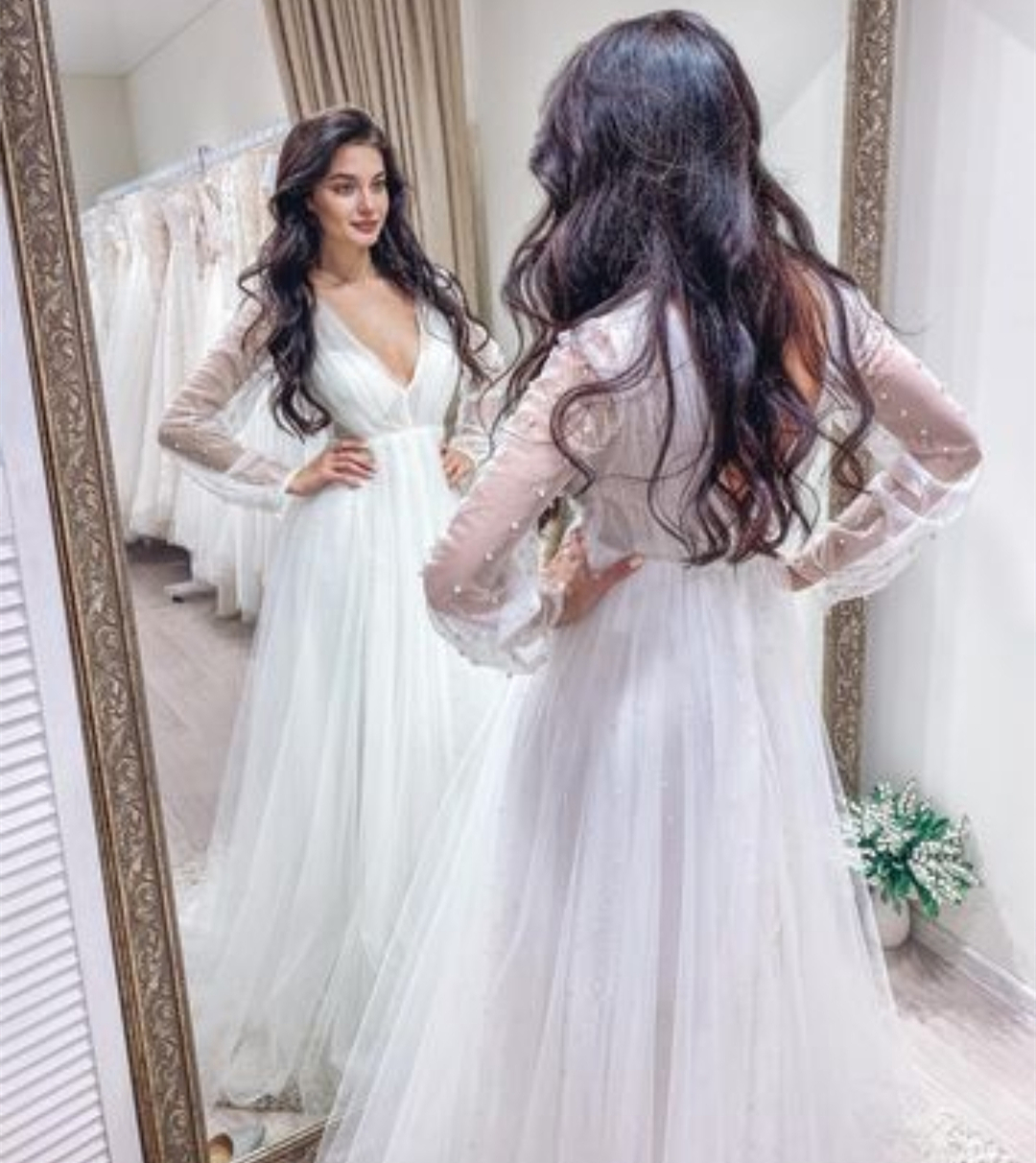 Wedding Dress 2021 Deep V-Neck Long Sleeve With Pearls Princess vestidos de novia Backless Organza Floor Length Robe De Mariee