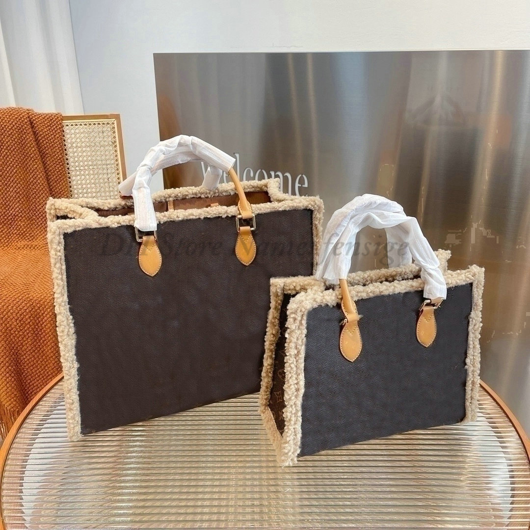 New Fashion Designer OnTheGo Teddy Totes Suede Nap Handbags M55420 Big Capacity Bag Duplex Printing Shopping Bags M56963 M56966 M56960 M56958, No bag
New Fashion Designer OnTheGo Teddy Totes Suede Nap Handbags M55420 Big Capacity Bag Duplex Printing Shopping Bags M56963 M56966 M56960 M56958, No bag