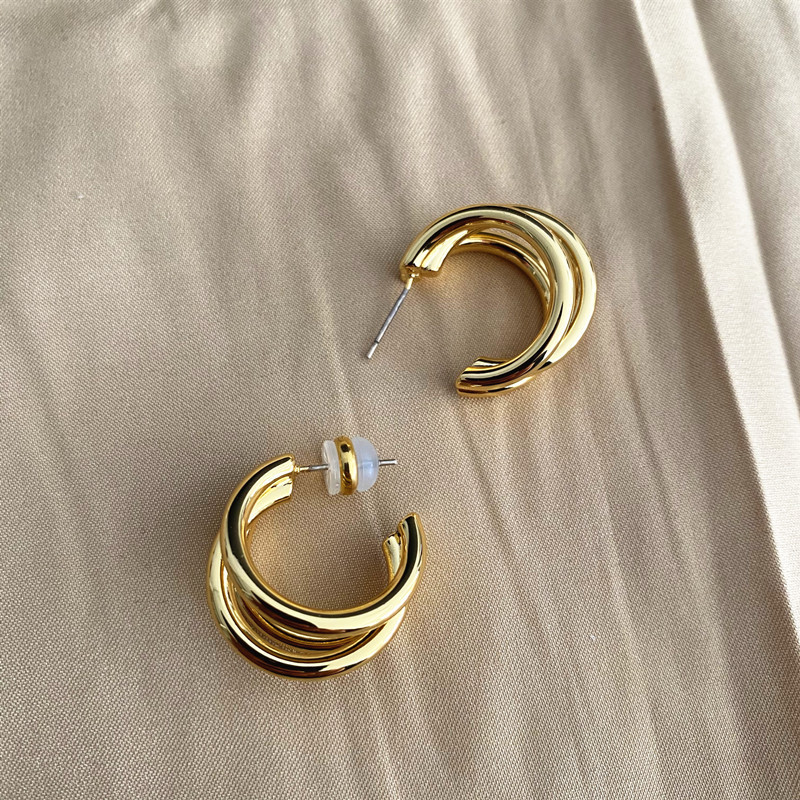 Fashion Light Luxury Street Three Ring Charm 925 Silver Needle Exquisite Polished Texture Ladies Jewelry Party Earrings Gift
