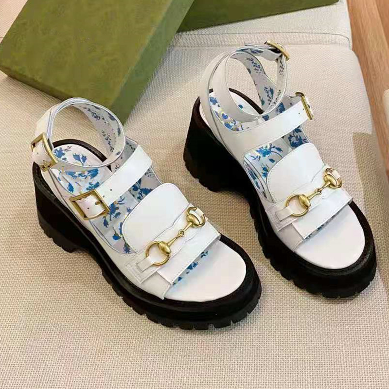 Women Leather Mid-heel Sandals Horsebit Letter Printed Black White Designer Lady Buckle Ankle Strap Platform Lug Rubber Sole Sandal, Sandal dustbag
Women Leather Mid-heel Sandals Horsebit Letter Printed Black White Designer Lady Buckle Ankle Strap Platform Lug Rubber Sole Sandal, Sandal dustbag