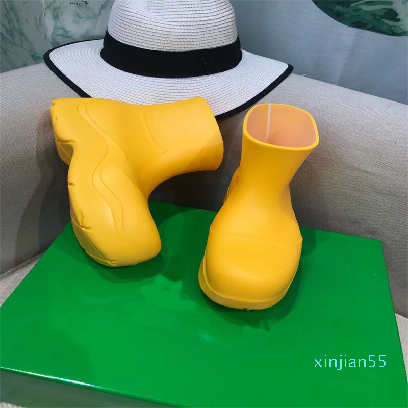 2021 Luxury designer PUDDLE women men boots Classic fashion casual waterproof versatile platform rubber boot x1, Color 10
2021 Luxury designer PUDDLE women men boots Classic fashion casual waterproof versatile platform rubber boot x1, Color 10