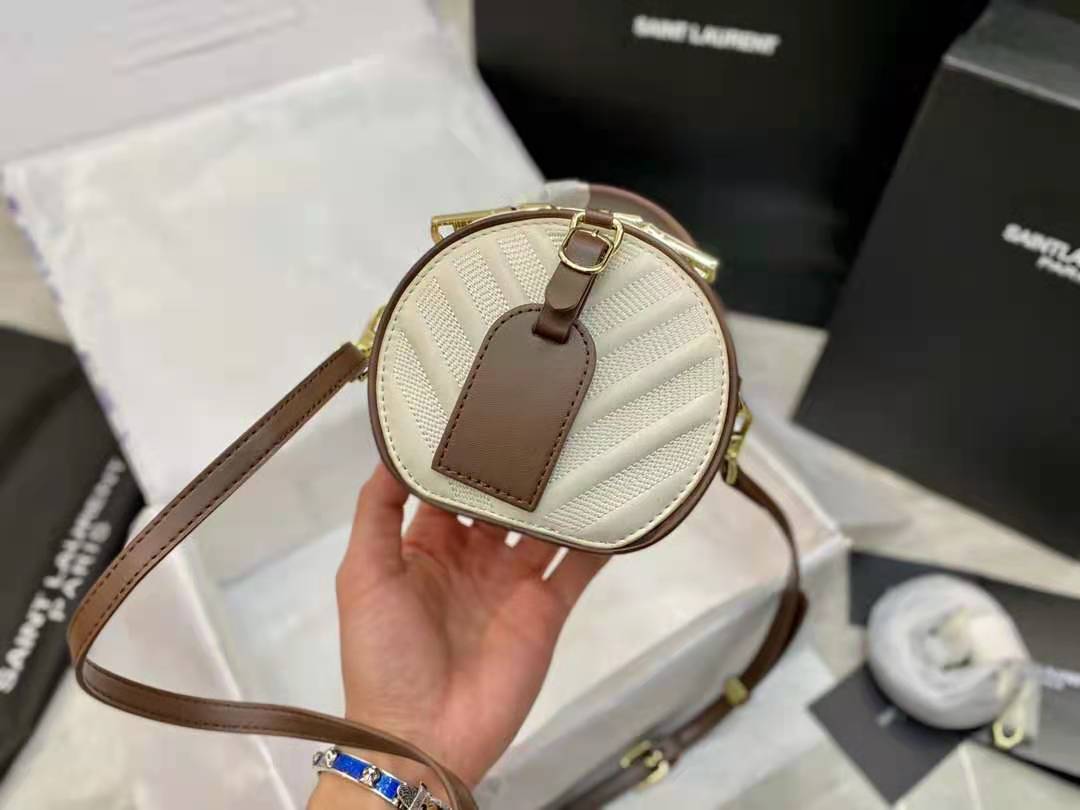 Messenger Bag Fashion Genuine Shoulder Height Designer Leather Classic Ladies High Quality LU Mimi
Messenger Bag Fashion Genuine Shoulder Height Designer Leather Classic Ladies High Quality LU Mimi