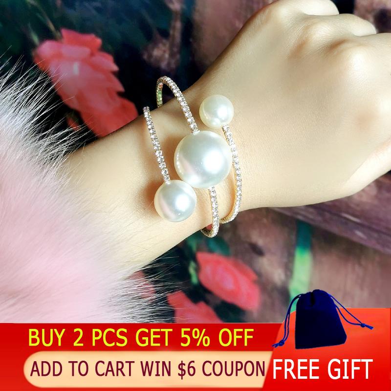 Bangle KIOOZOL Unusual Design Three Layers Large Pearl Bracelet Micro Inlaid CZ Bangles For Women Jewelry Accessories 2021 179 KO4
Bangle KIOOZOL Unusual Design Three Layers Large Pearl Bracelet Micro Inlaid CZ Bangles For Women Jewelry Accessories 2021 179 KO4